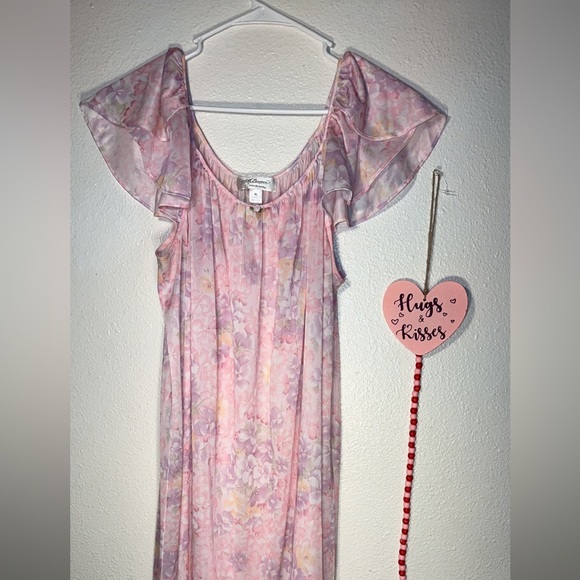 Sexy Vintage Silk Essence by
Miss Elaine Floral night gown size Xl - Picture 6 of 14